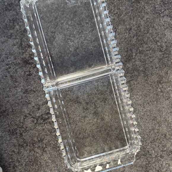 Clear Rectangular Plastic Tray - Picture 3 of 3